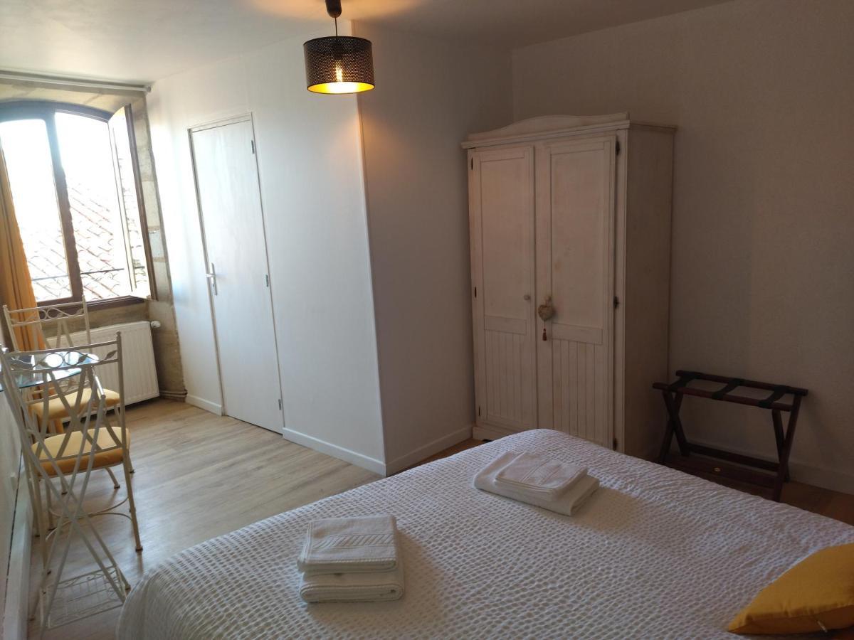 Le Pressoir D'hotes Bed & Breakfast *